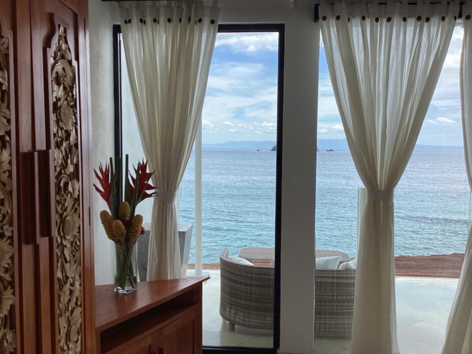 Puri Oka Beach Bungalows จันดีดาซา ภายนอก รูปภาพ