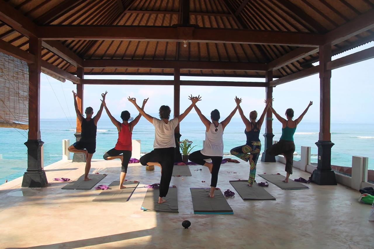 Puri Oka Beach Bungalows จันดีดาซา ภายนอก รูปภาพ